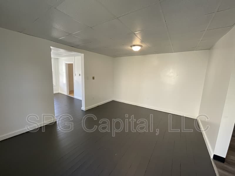 Etters Condo: 112 N York St