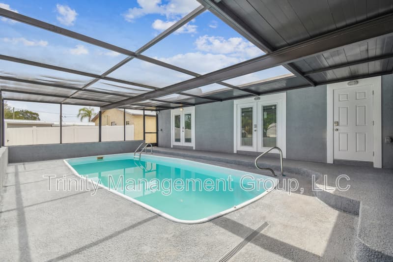 Tarpon Springs Condo: 380 Jeru Blvd - Room 5