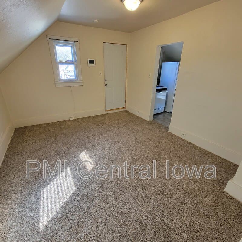 Des Moines Condo: 2220 E Walnut St