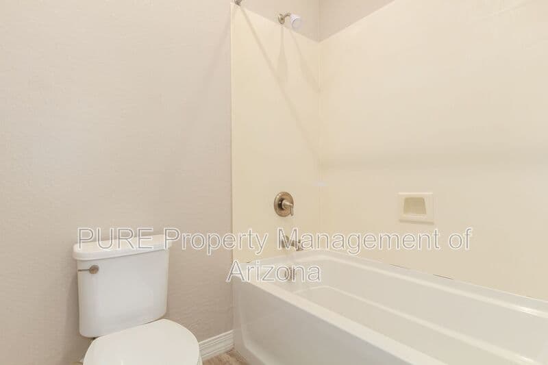 Scottsdale House: 12445 E Becker Ln