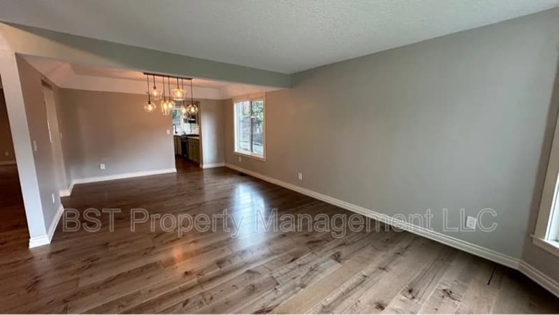 West Linn House: 25130 Rancho Lobo Court
