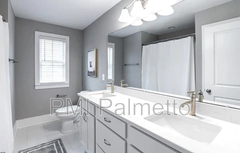 Lexington House: 2322 High Bluff Loop