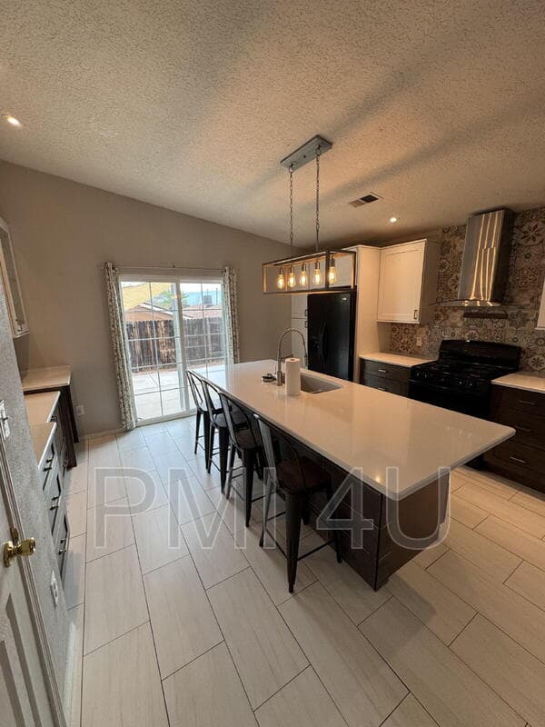 Albuquerque House: 10620 Rio Del Sole Ct NW