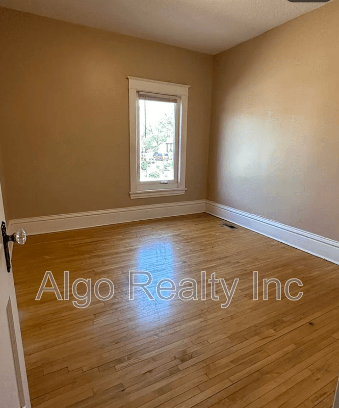 Minneapolis Condo: 3200 Bloomington Avenue - 2
