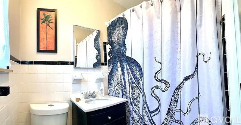 West Palm Beach House: 525 34th Street