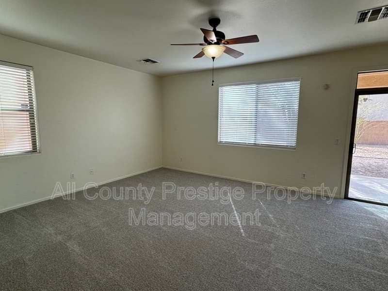 Laveen House: 6859 W Darrel Road