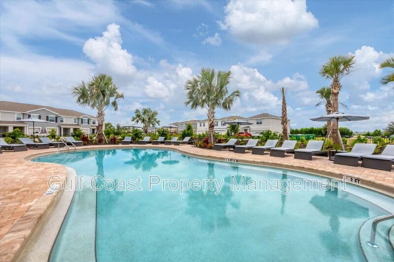 Lakewood Ranch Townhome: 18528 Buckskin Dr