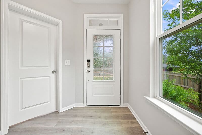 Raleigh House: 7701 Litcham Drive