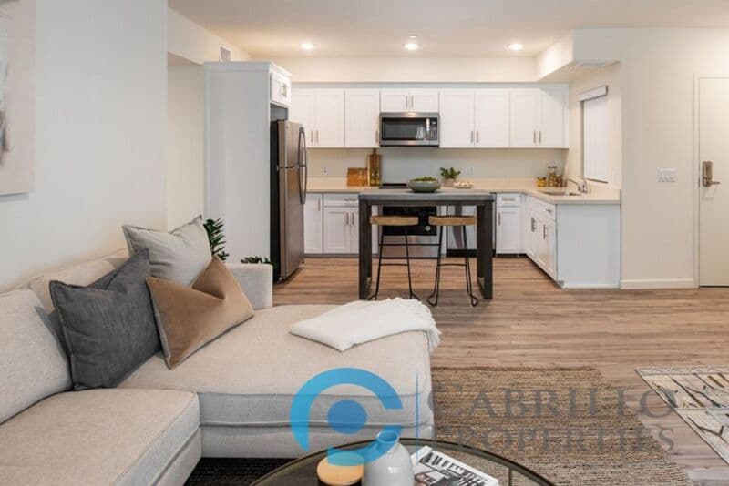 San Diego Condo: 5526 Lauretta Street