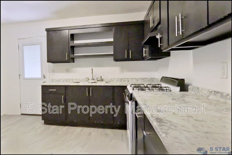 El Paso Condo: 1910A Olive Ave !!