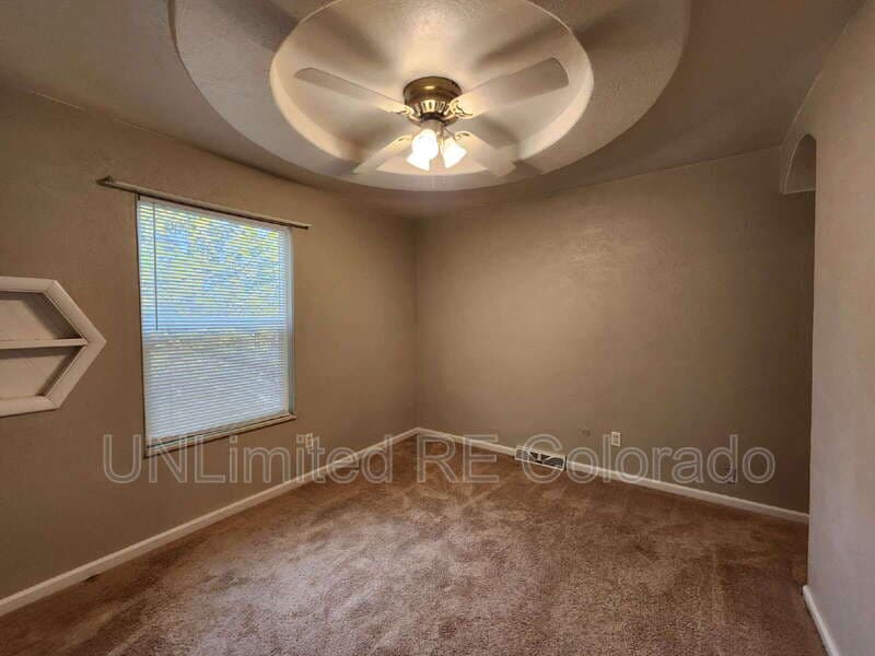 Westminster House: 10752 Lewis Circle
