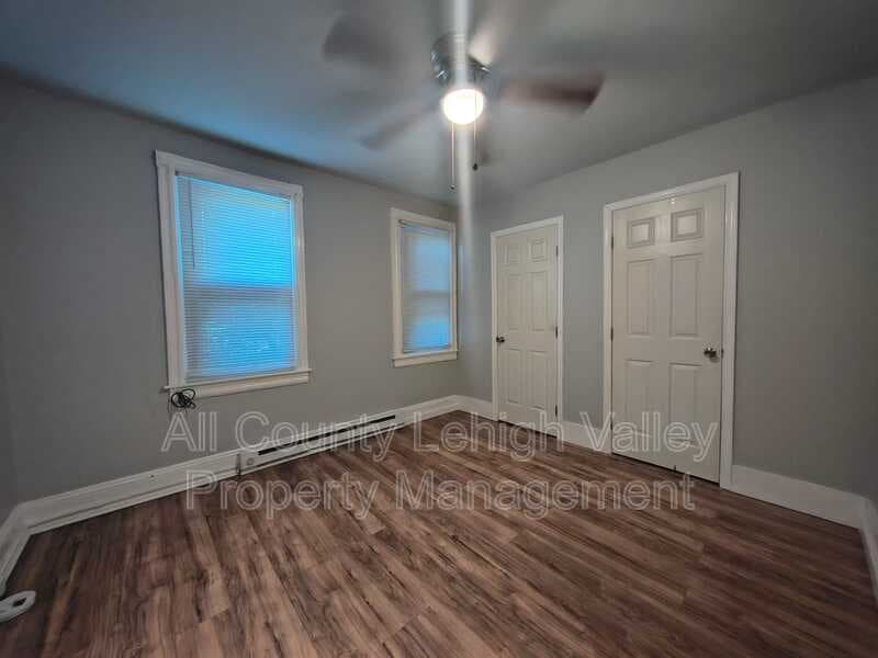 Bethlehem House: 934 Vernon St