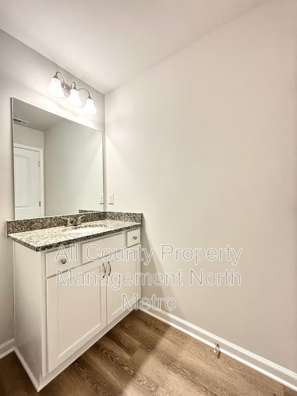 Lula Townhome: 6366 Pine Ridge Point