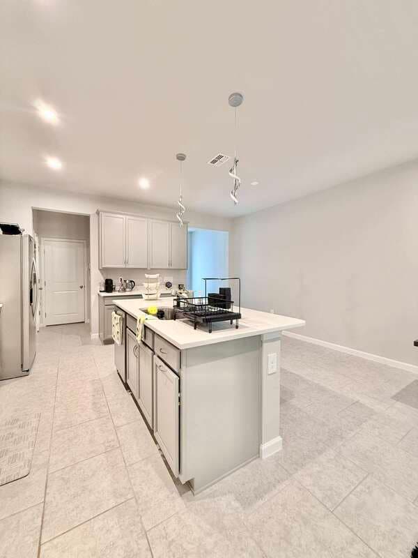 Brandon Townhome: 1124 Creek Valley Court - 1