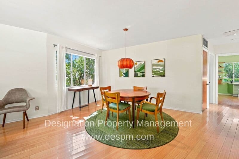 Altadena House: 4395 El Prieto