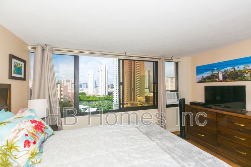 Honolulu Condo: 343 Hobron Lane 1605 - 1