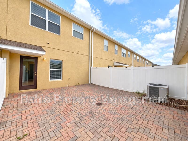Orlando Townhome: 11838 Deer Path Way