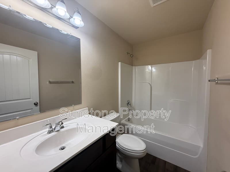 Bixby House: 5945 E 146th St S