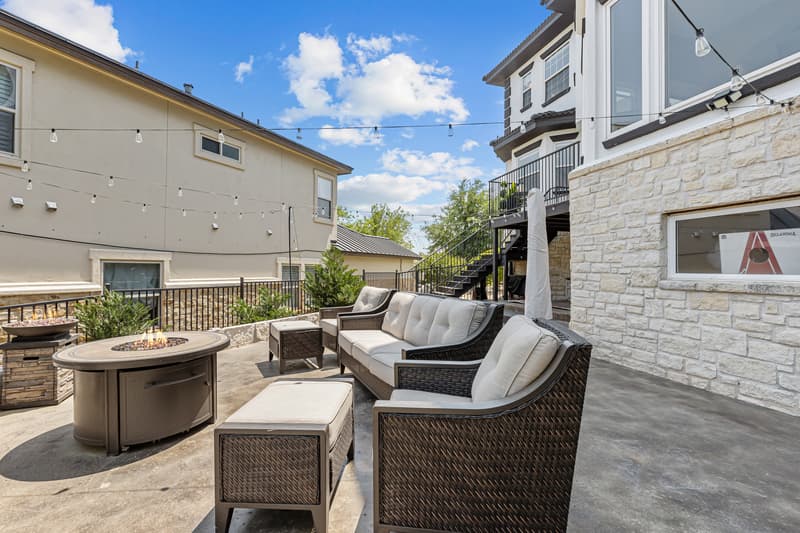 Horseshoe Bay House: 112 Big Sky