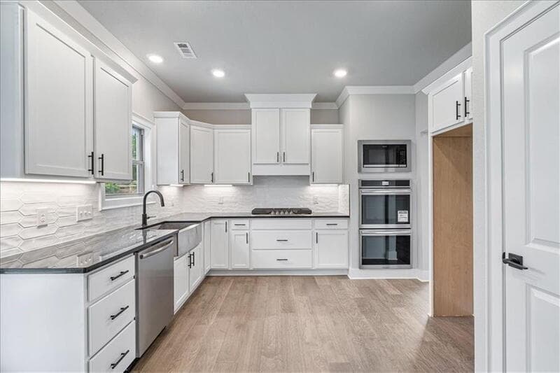 Rogers House: 1605 South 23rd Place