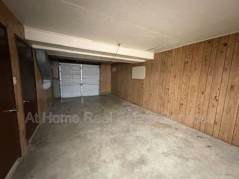 Nixa Townhome: 1830 Tower Circle
