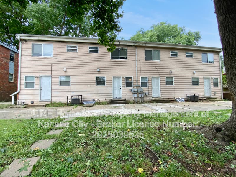 Independence Condo: 1417 N Main St