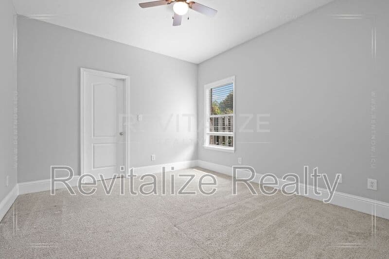 Daphne House: 11070 Courtland Court