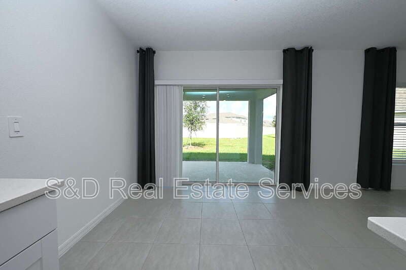 Haines City House: 152 Brinsmead Rd