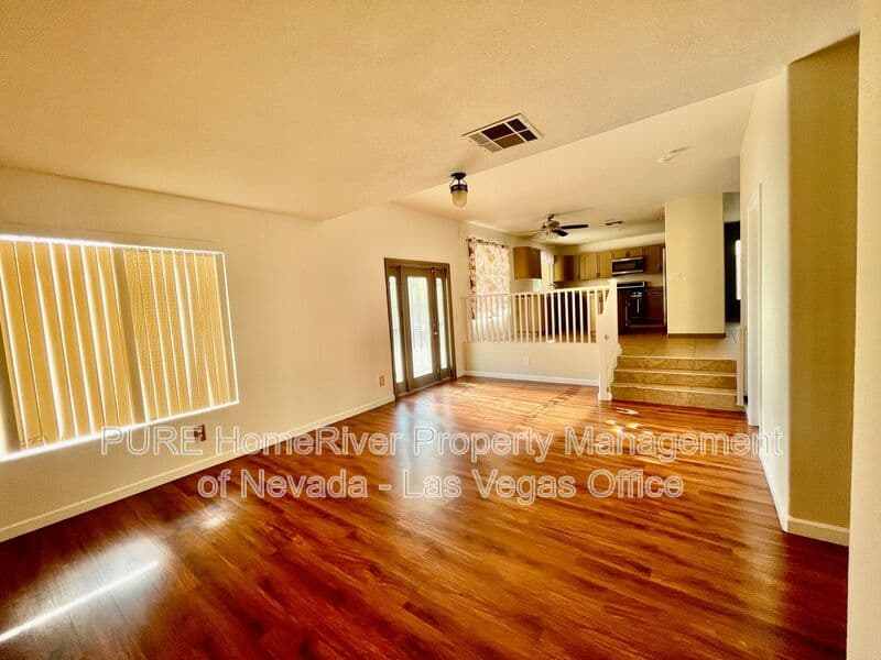 Las Vegas House: 4748 Hamburg St.