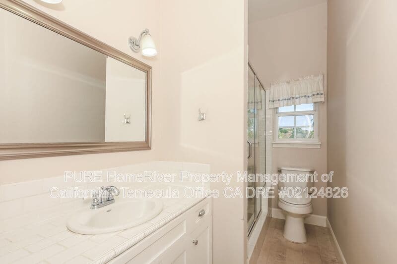 Murrieta House: 36475 Avenida La Cresta
