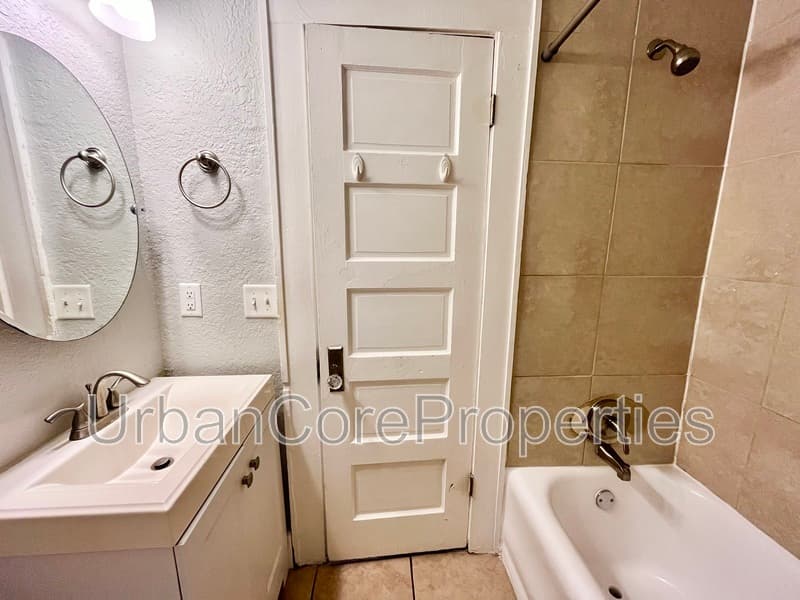 St. Petersburg Condo: 360 13th Ave NE