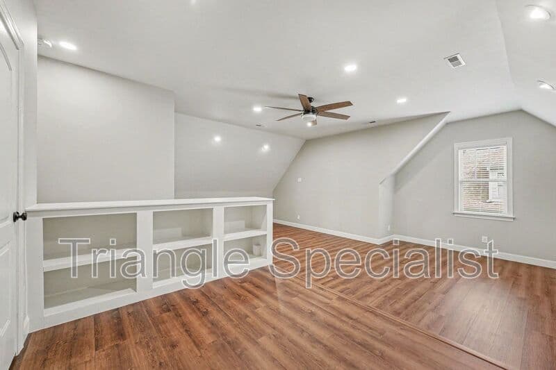 Rolesville House: 7436 Pomona Avenue