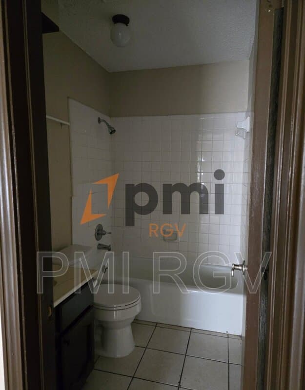 McAllen Condo: 2912 N 29th Ln