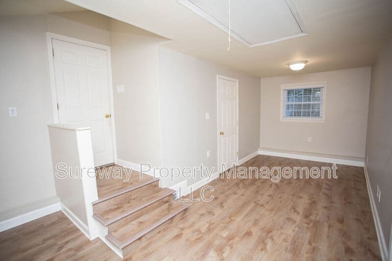 Cherry Hill House: 126 Sharrowvale Rd