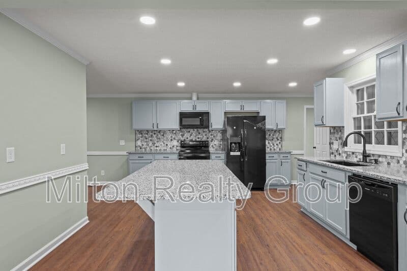 Dunn House: 1505 Fairview St.