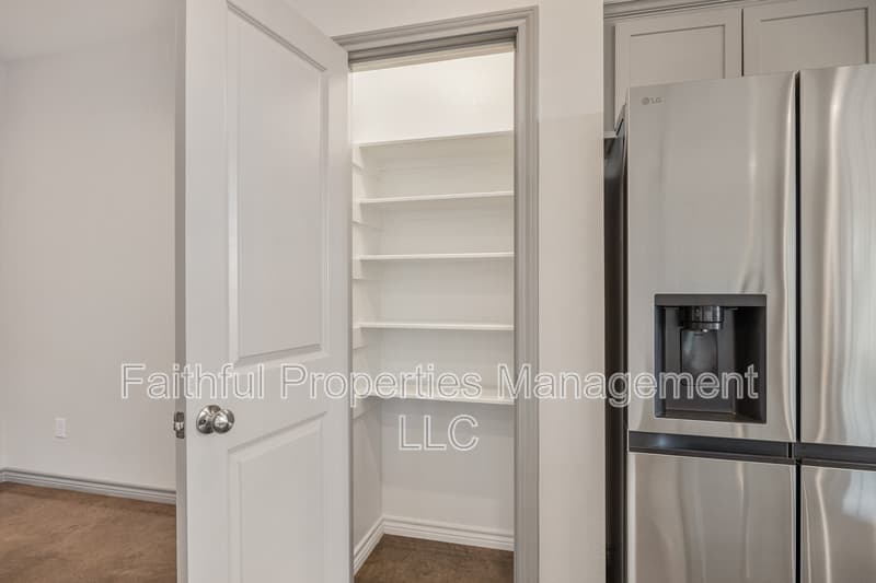Tyler Condo: 13554 Farm to Market Road 14 - 2