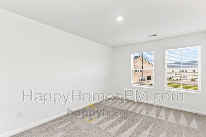 Summerville House: 103 Pine Gate Drive