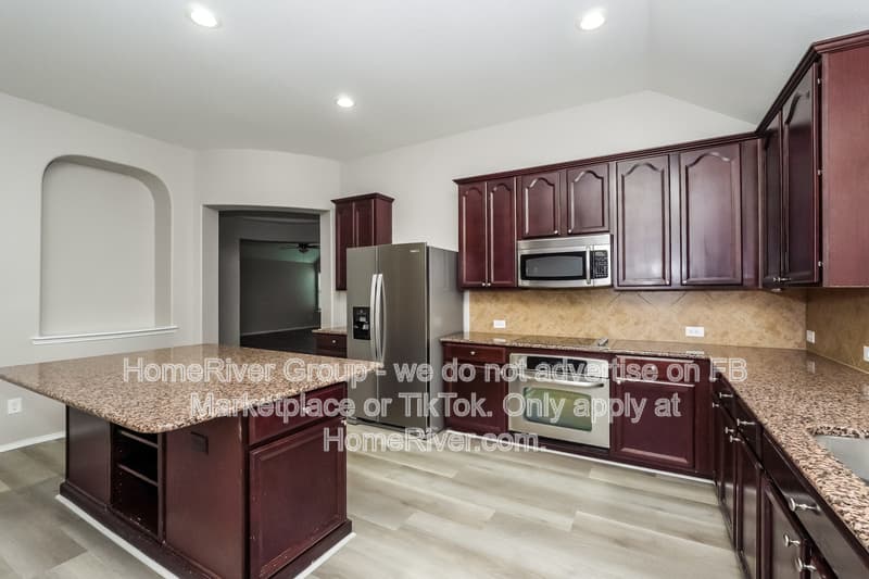 Fort Worth House: 1520 Birds Eye Rd