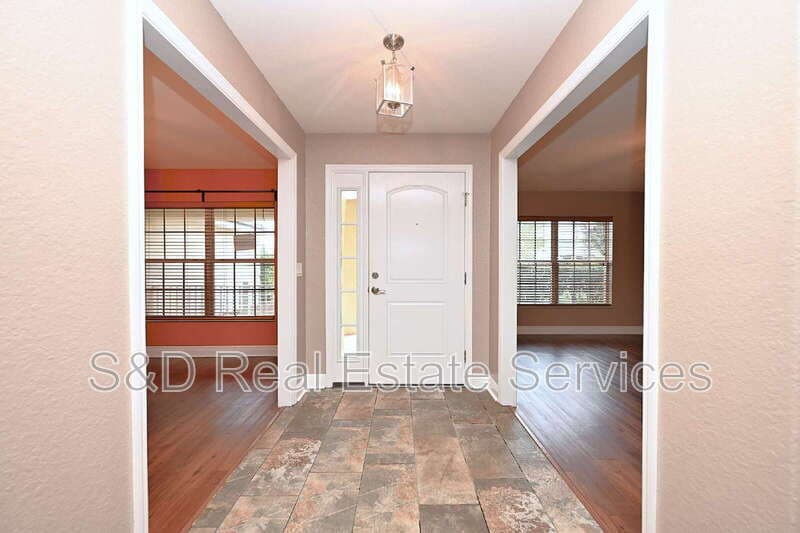 Bartow House: 1631 Taylor Landing Dr