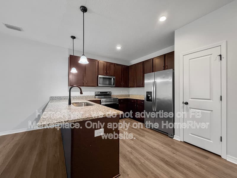 Navarre House: 1719 Sound Haven Ct