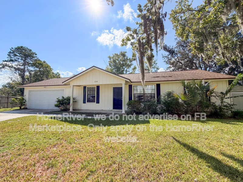 Middleburg House: 1715 Dalby Ct