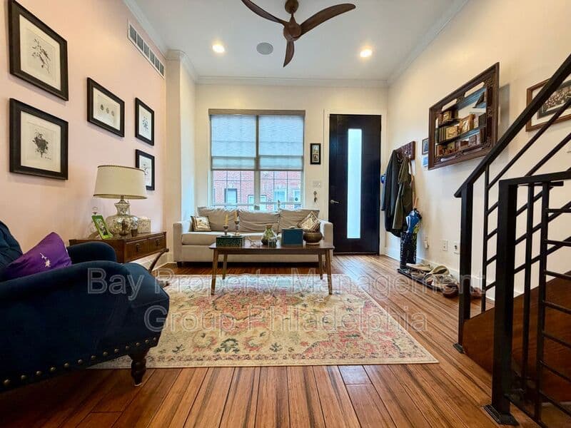Philadelphia House: 1546 S Lambert St