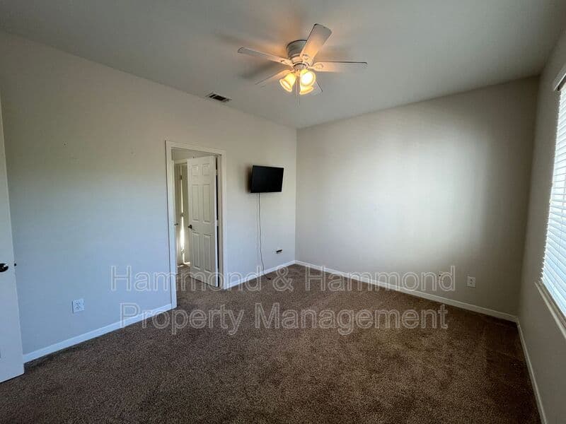 Simi Valley House: 5552 Evening Sky Dr
