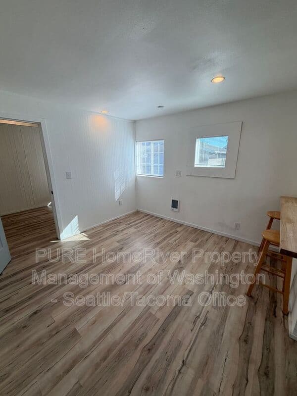 Tacoma House: 3516 S 10th Street