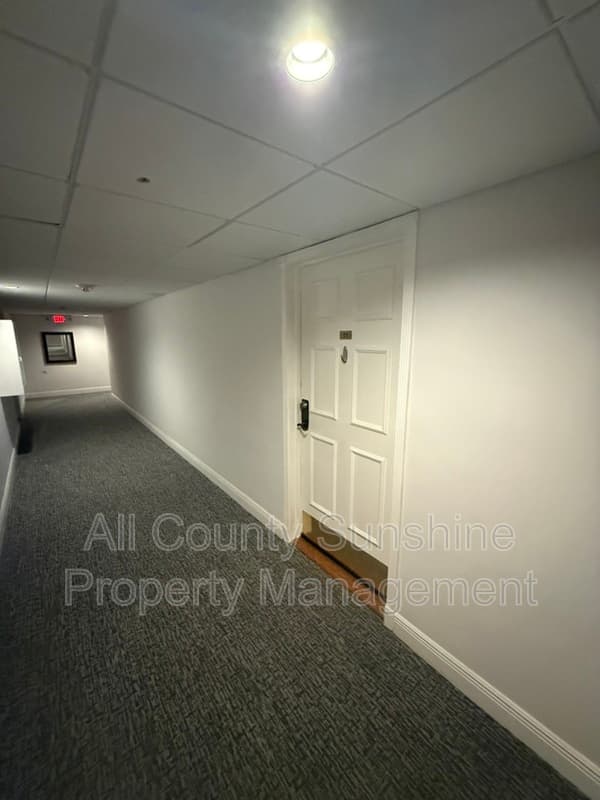Unit 511
Tampa Condo: 2109 Bayshore BLVD