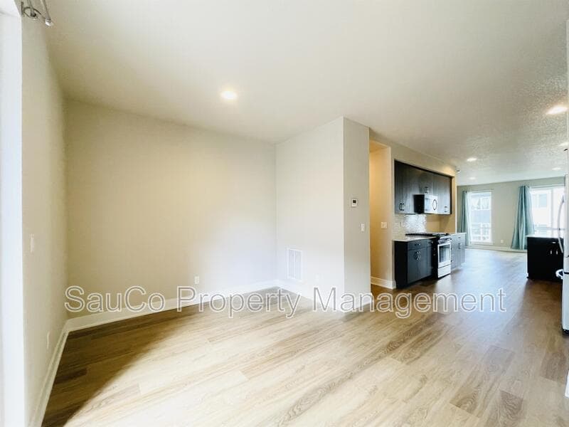 Beaverton House: 17153 SW Woodpecker Ln