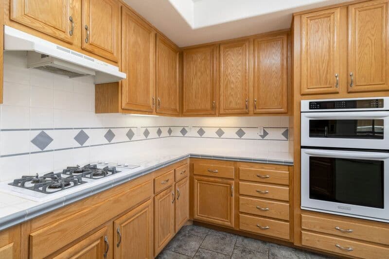Temecula House: 32579 Valentino Way