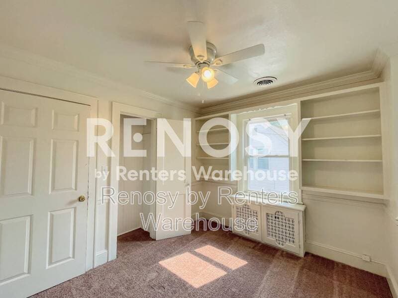 Norfolk House: 1084 Norview Avenue