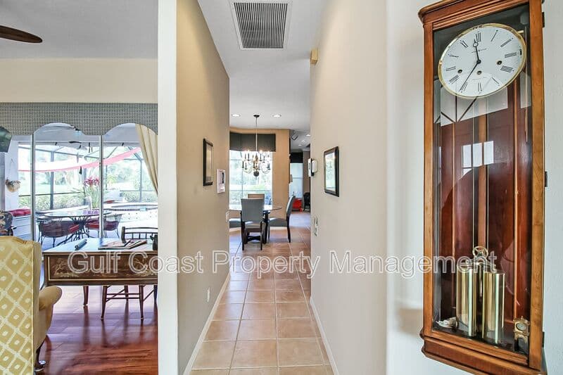 Nokomis House: 2107 Calusa Lakes Blvd