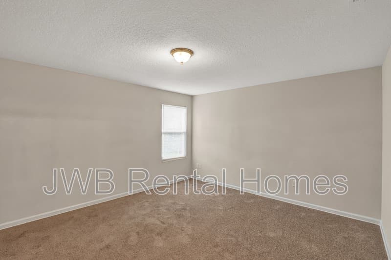 Jacksonville House: 5942 Dunmire Ave